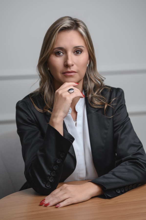 Aline Machado, consultora de marcas e patentes na Total Documentos