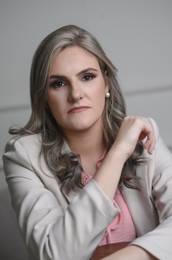 Thaelis Bortolini, consultora de marcas e patentes na Total Documentos